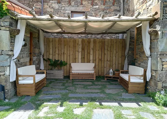 Gospodarstwo wiejskie Bairro Do Casal - Turismo D'aldeia *